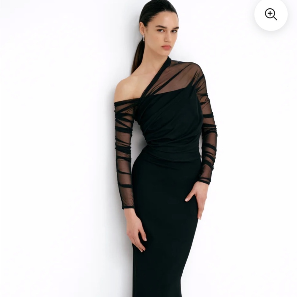 Elegant Black One-Shoulder Dress with Sheer Sleeve - Picture 3 of 8